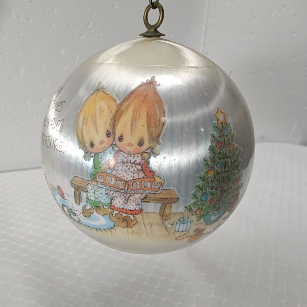 VTG Hallmark Betsey Clark 1979 Christmas Ornament Unbreakable‎ Satin